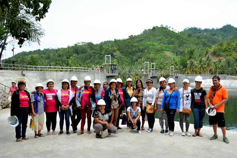 Gabriela, urban poor visit BCWD-THRC PPP Bulk Water Project